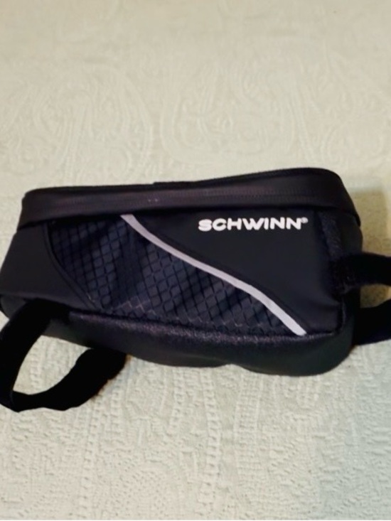 Schwinn Other - Schwinn Black Top-Frame Bike Bag, used 2x, next to new!